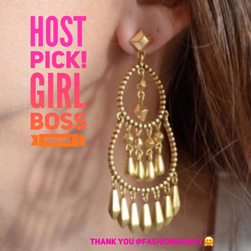 Stella & Dot | Vintage Gold Reverie Chandelier Shoulder Duster Tiered Earrings - Picture 4 of 12